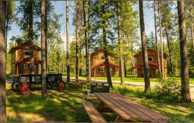 Historic Tamarack Lodge Hungry Horse Eksteriør billede